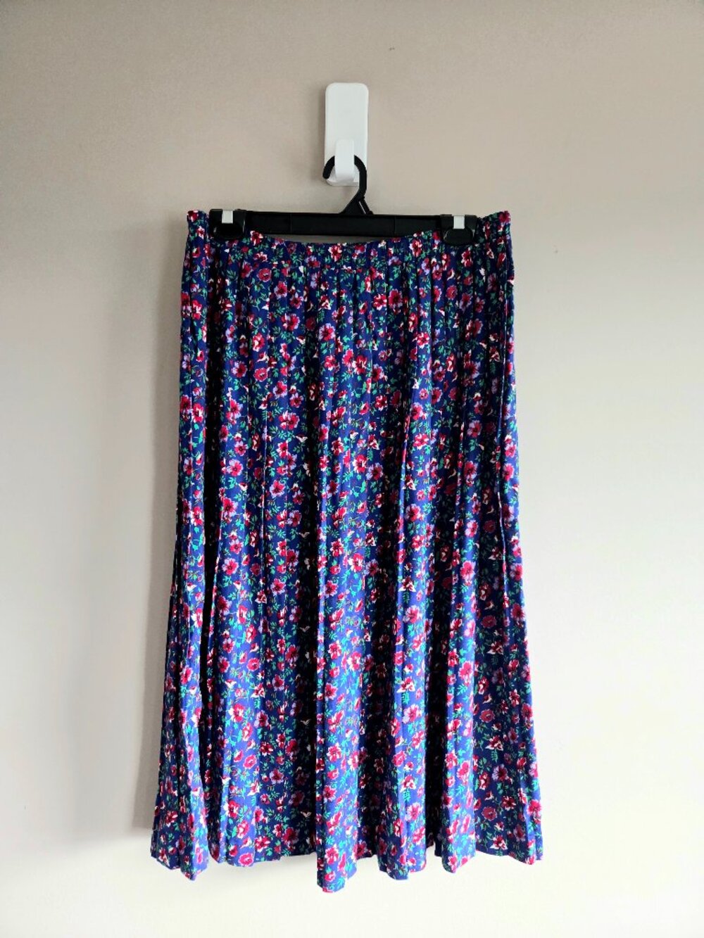 Vintage Peated Purple Burgundy Floral Rayon High Waisted Skirt Made in USA